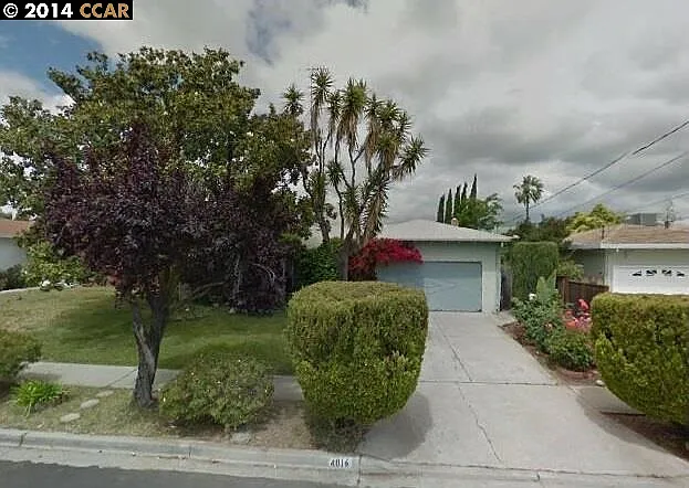 4816 Eisenhower Way photo 1