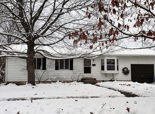 1724 Prather Ln, Dekalb, IL 60115