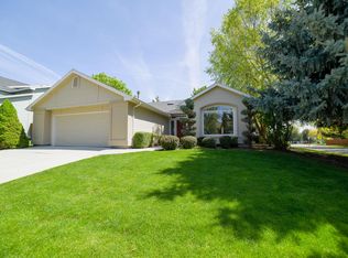 2439 E Heathfield Ct, Eagle, ID 83616