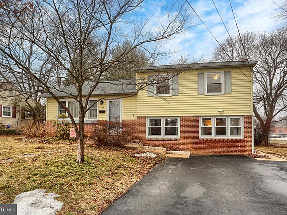 4th image of 113 E Woodland Dr