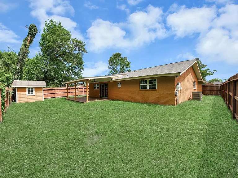 12623 Fern Forest Dr — Photo 36