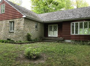 3124 Lakeshore Dr, Sault Sainte Marie, MI 49783