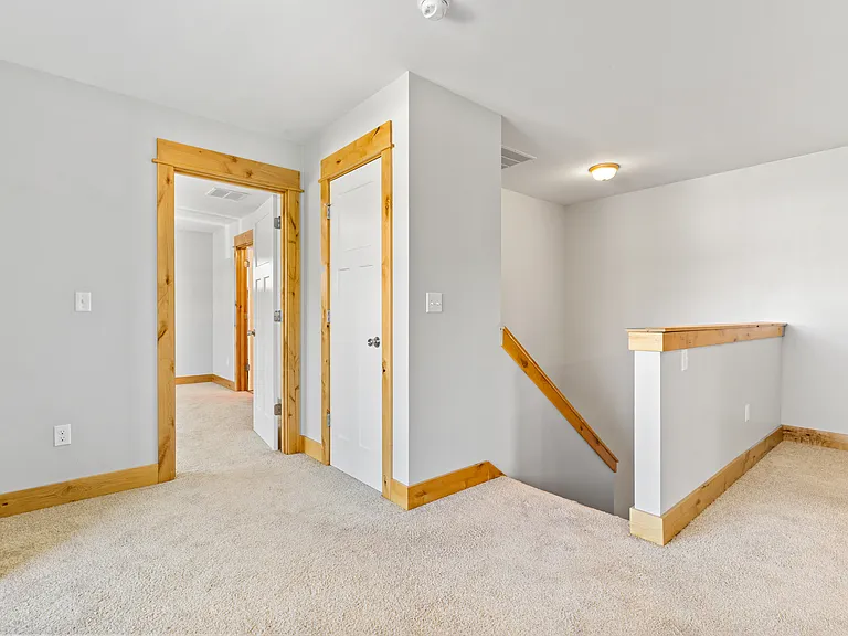 2781 Renee Way — Photo 22