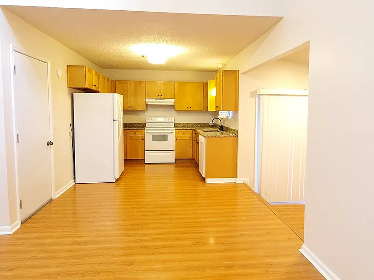 4941 Easy St — Photo 8