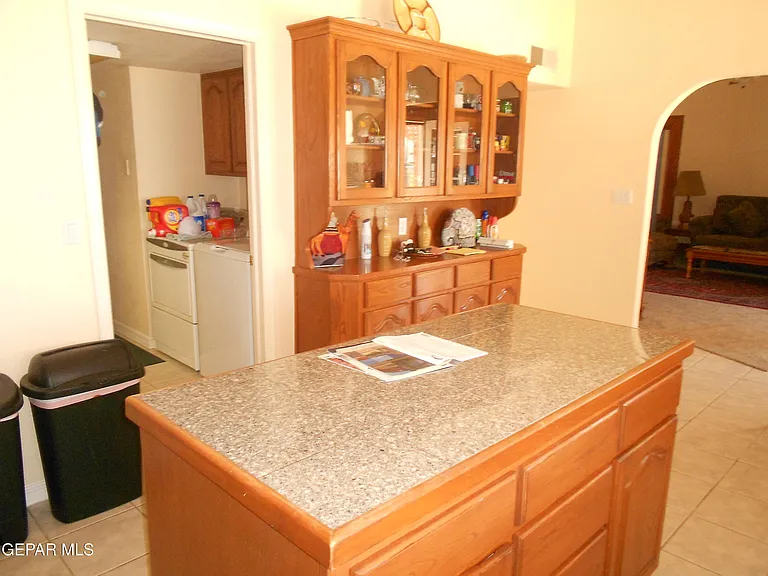 1201 Brown Ridge Pl — Photo 44