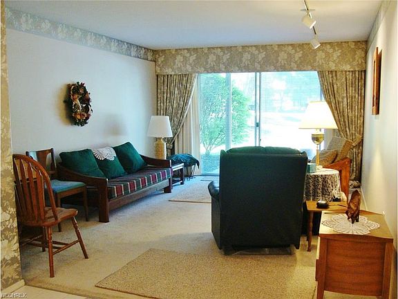 5th image of 6640 Chaffee Ct #2N