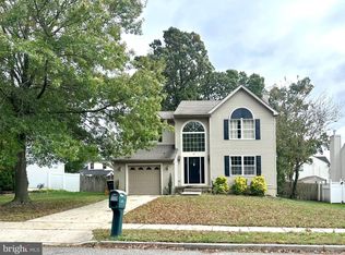 95 Vance Ave, Sicklerville, NJ 08081