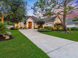 5214 Indian Shores Ln, Houston, TX 77041