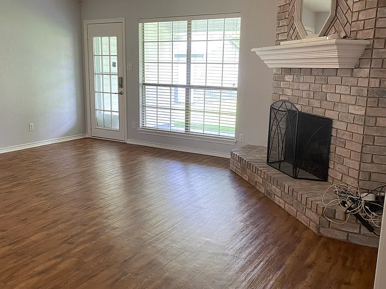 5606 Cliffwood Dr — Photo 5