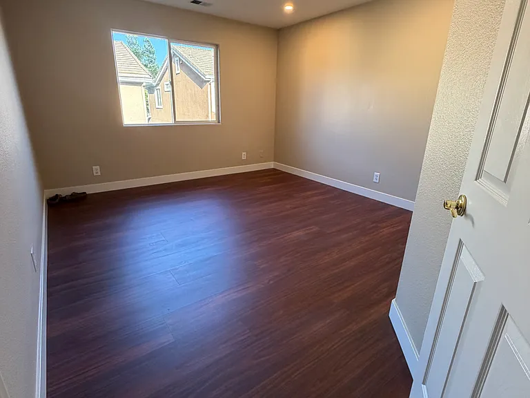 8922 Del Rio Cir — Photo 34