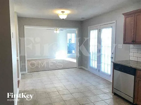 10104 Prosperity Point Ln — Photo 5