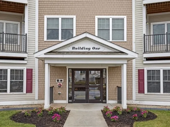 360 Andover St Unit 1310, Danvers, MA 01923