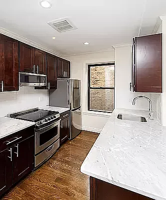 Rented by Avenues Real Estate | media 9