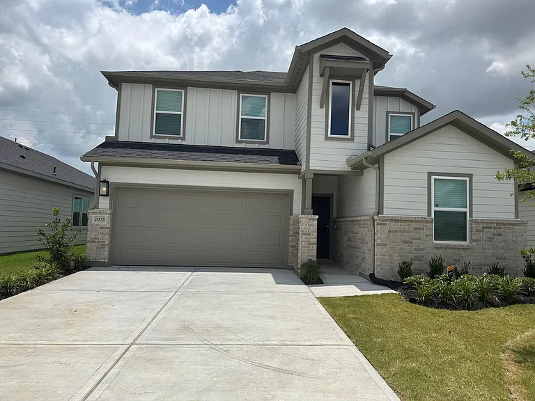 21835 Canyon Moon Ln — Photo 1