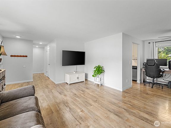 3rd image of 4325 Northgate Drive