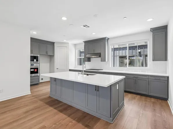 2544 Thyme Way, Carlsbad, CA 92008