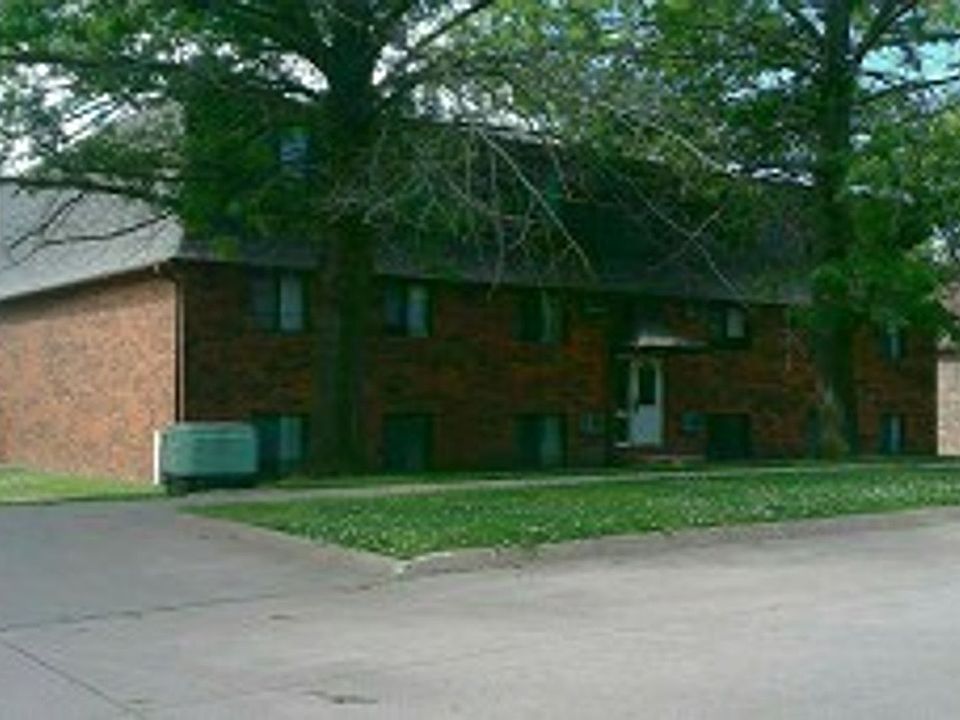 1st image of 1527 Aber Ave #11