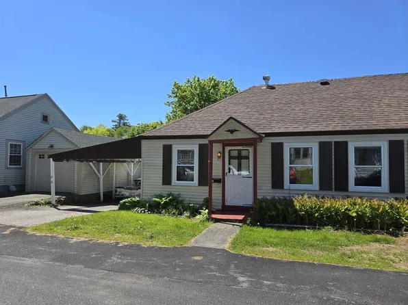 30 Halstead St, Kittery, ME 03904