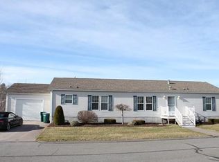 7 Fairway Dr, Brockton, MA 02301