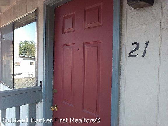 2nd image of 1800 Evergreen St APT 21