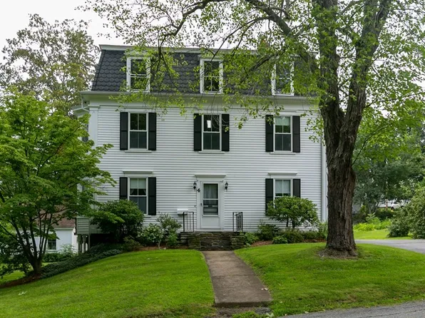 4 Prospect St, Brookfield, MA 01535