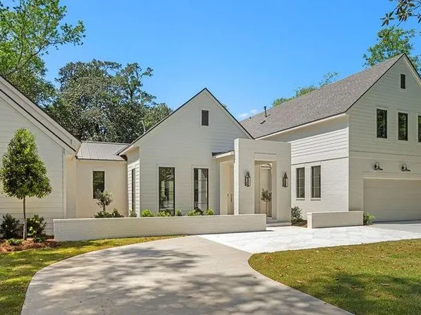 909 S Madison St, Covington, LA 70433