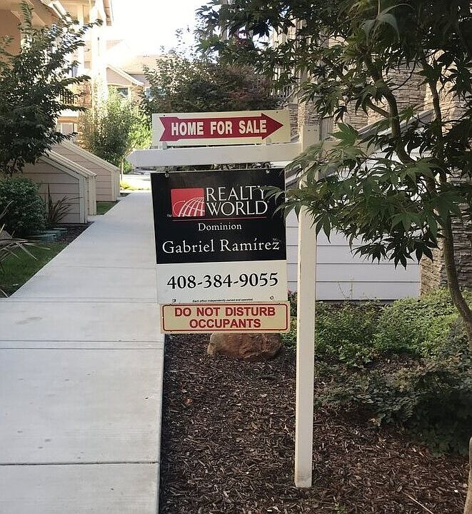 1st image of 18518 Onyx Ln