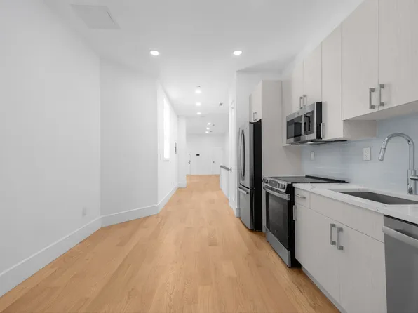 8 West 87th Street image 4 of 9