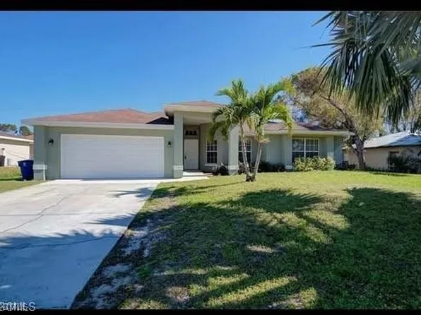 17413 Arizona Rd, Fort Myers, FL 33912