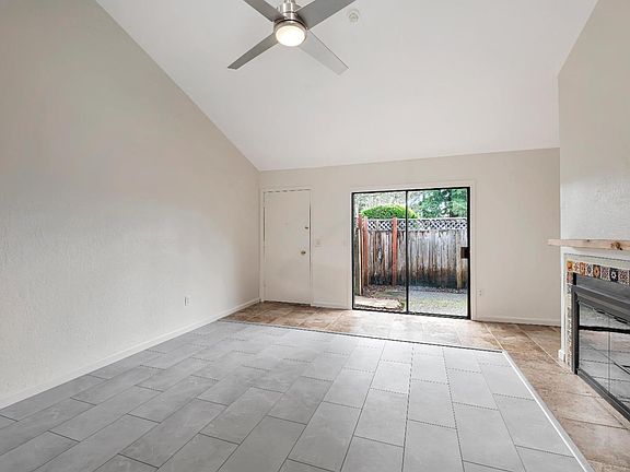 5th image of 51 Redwood Court