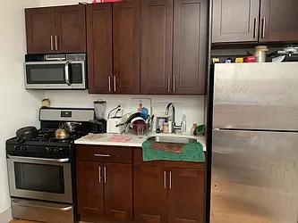 Rented by Premier Metro Realty Corp