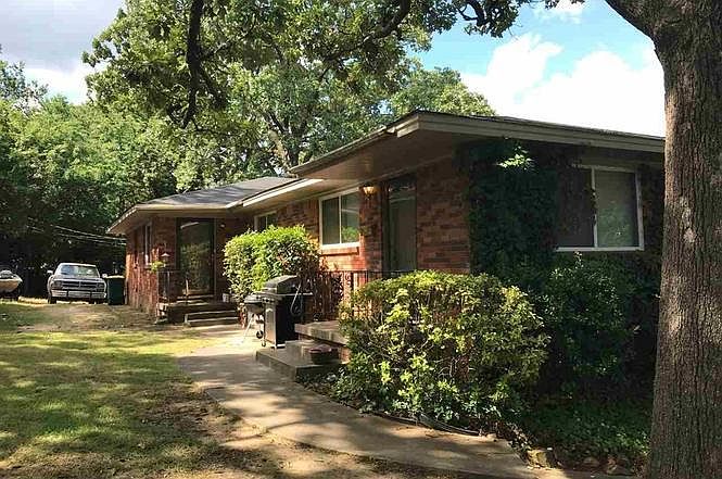 1st image of 5211 Evergreen Dr