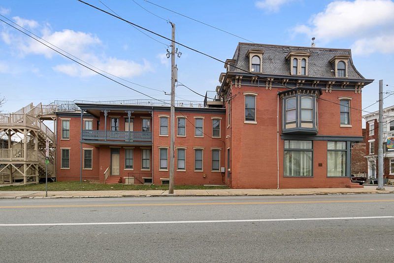 Building Photo