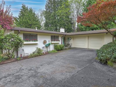 3950 96th Avenue SE, Mercer Island, WA, 98040