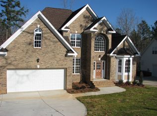 2816 Lautenberg Ln, Willow Spring, NC 27592