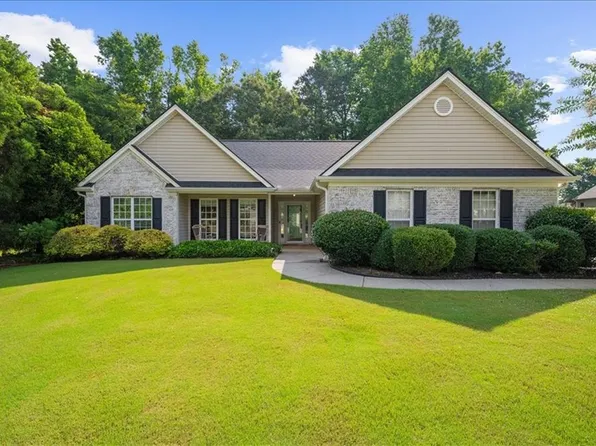 95 Bailey Dr, Jefferson, GA 30549