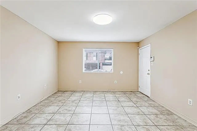 2 bed, 1.0 bath, 900 sqft, $1,400 — Photo 3