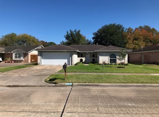 1910 Michele Dr, Sugar Land, TX 77498
