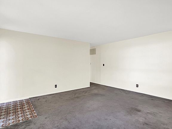 5th image of 5507 W 35th St