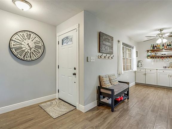 4th image of 5354 Colewood Pl