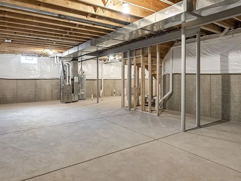3665 Mantle Dr — Photo 50