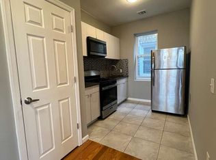 59 Steuben St #7, East Orange, NJ 07018