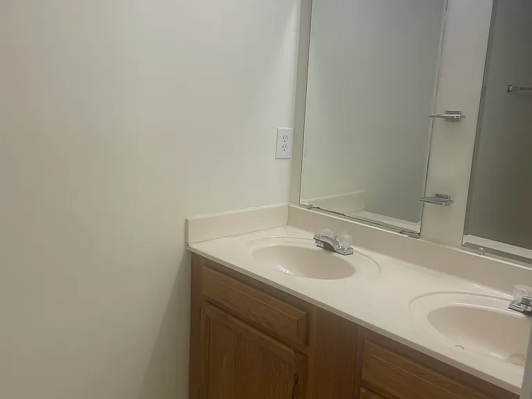 2907 Cove Ridge Cir — Photo 8