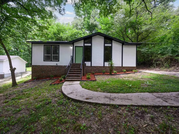 5995 Amber Hills Rd, Birmingham, AL 35210