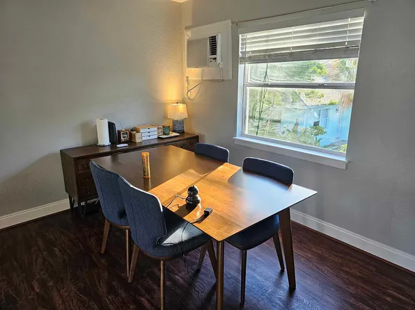 115 145th Ave E APT 7, Saint Petersburg, FL 33708
