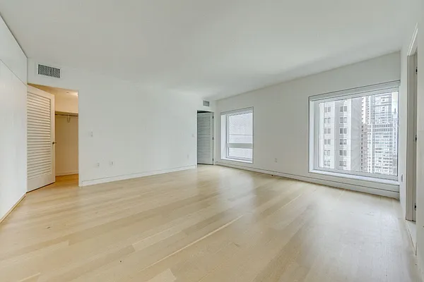 Rented by Lin Pan Realty Group LLC | media 63