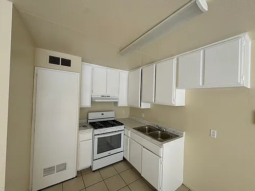 13750 Vanowen St #3 Photo 1