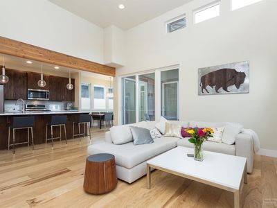 61594 Sunny Breeze Ln, Bend, OR, 97702