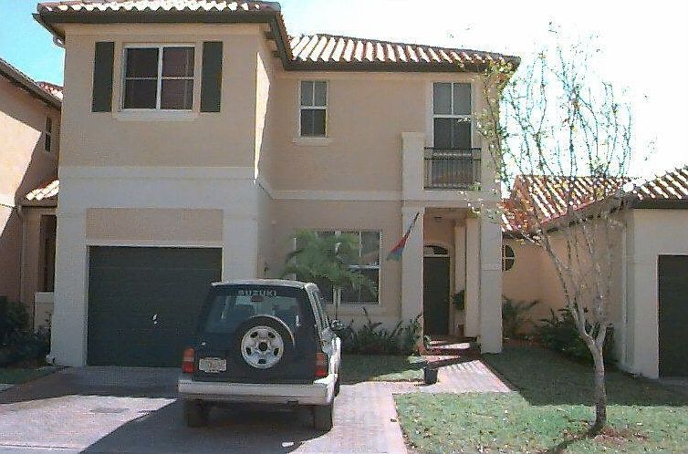 14265 NW 83 PATH, MIAMI LAKES, FL 33016