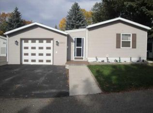 3002 29th St S, Lethbridge, AB T1K 6S8